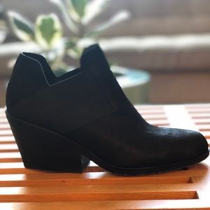 Eileen Fisher booties